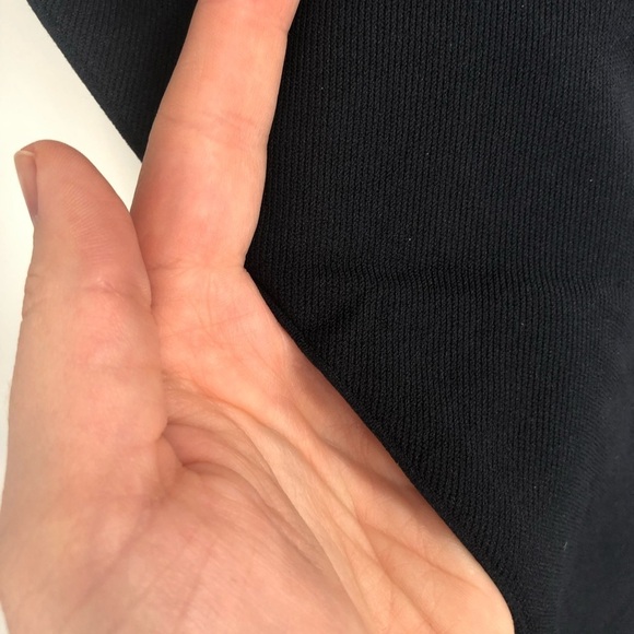 SPANX Look at Me Now Leggings Seamless Stretch Pant Navy Blue Black M Women Pant - Picture 3 of 5